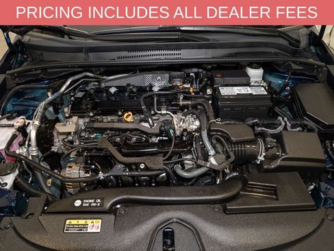 Used 2024 Toyota Corolla LE FWD image 17