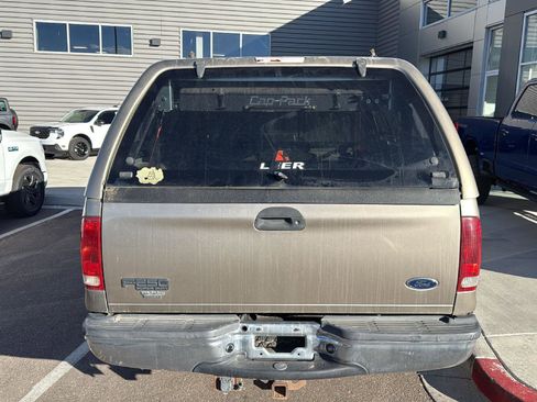 Used 2004 Ford F250 XL image 6