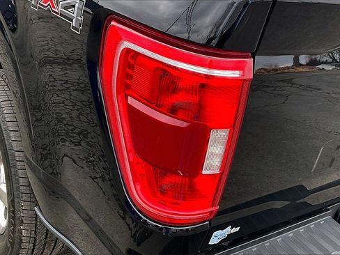 Used 2022 Ford F150 XLT w/ Equipment Group 302A High image 32