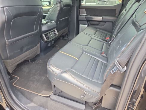 Used 2023 Ford F250 Platinum AWD/4WD image 20