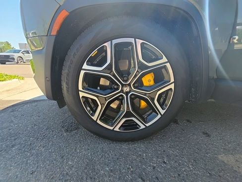 Used 2022 Rivian R1S Launch Edition AWD/4WD image 24