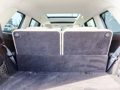 Used 2018 Mercedes-Benz GLS 450 4MATIC w/ Premium Package image 28