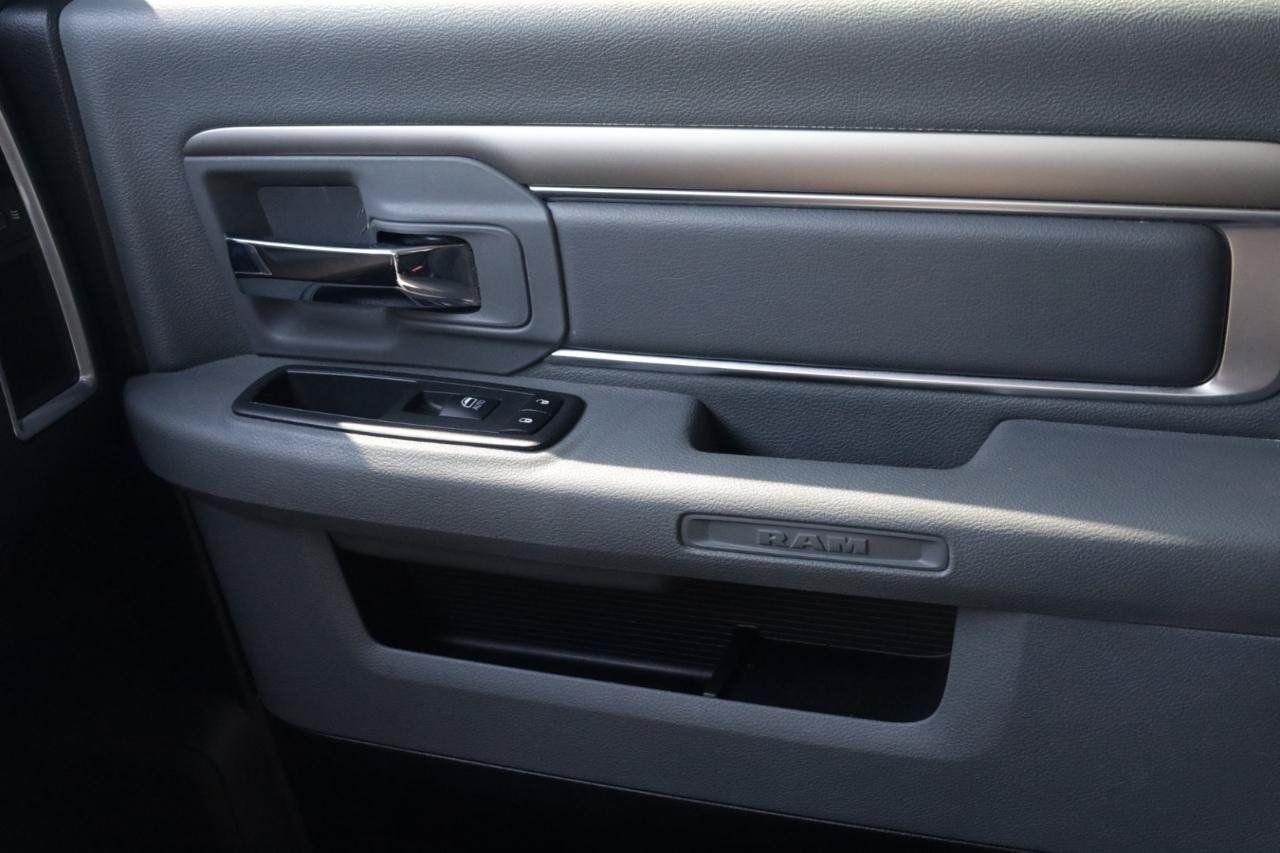 Used 2020 RAM 1500 Classic Warlock AWD/4WD image 12