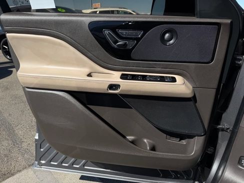 Used 2023 Lincoln Aviator Reserve w/ Elements Package Plus RWD image 19
