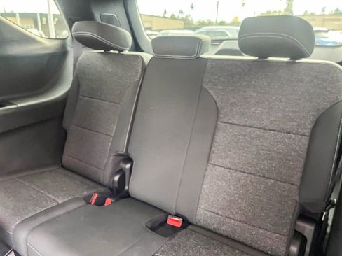 Used 2026 Chevrolet Traverse LT w/ Driver Confidence Package image 18