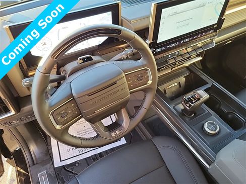 Used 2025 GMC Hummer EV 2X image 8