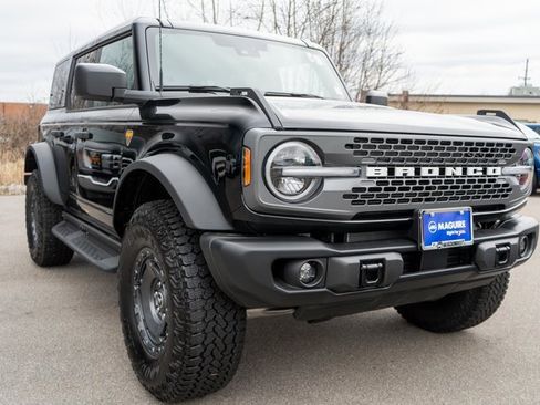 New 2025 Ford Bronco Badlands w/ Sasquatch Package image 4