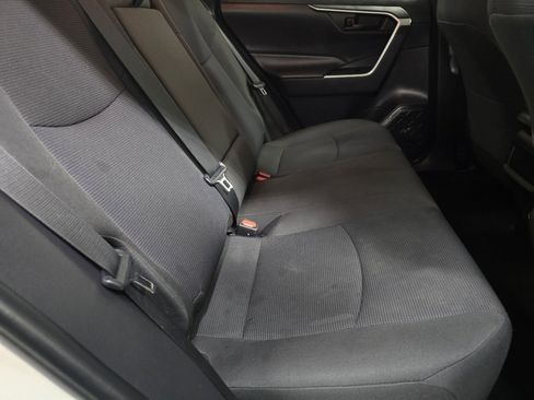 Certified 2021 Toyota RAV4 LE image 16