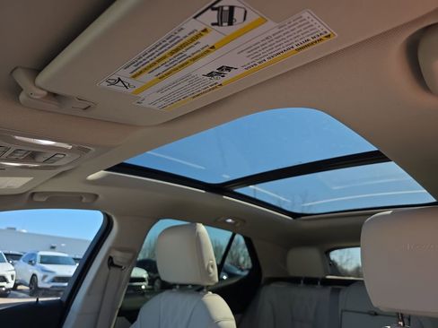 Certified 2023 Buick Envision Avenir AWD/4WD image 33