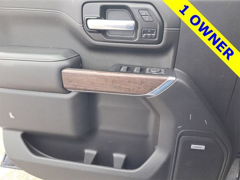 Used 2022 GMC Sierra 2500 Denali w/ Denali Ultimate Package image 21