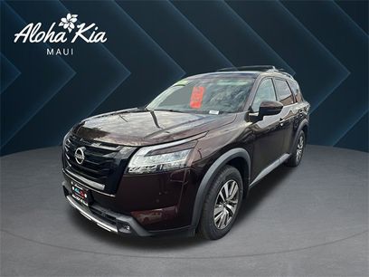 Used 2022 Nissan Pathfinder SL w/ SL Black Package