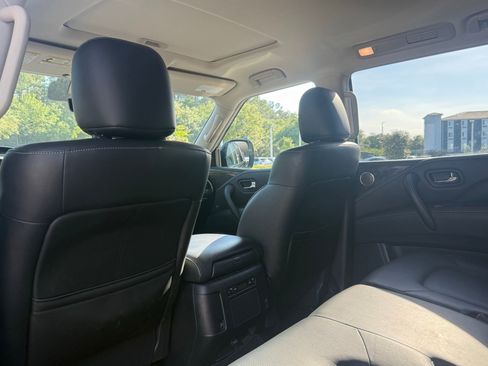 Used 2022 INFINITI QX80 Luxe w/ Cargo Package AWD/4WD image 19