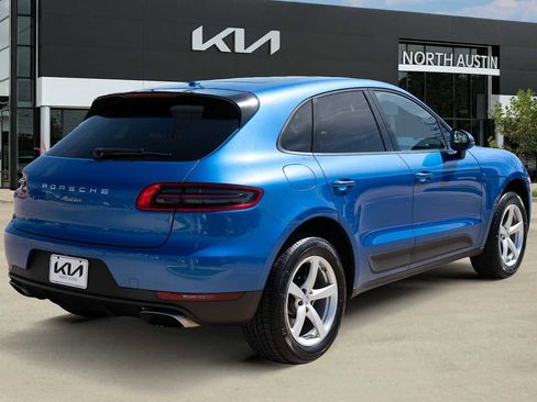 Used 2017 Porsche Macan image 6
