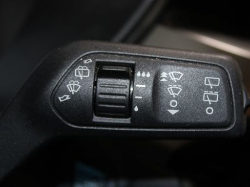 Used 2023 Ford Escape Active image 39