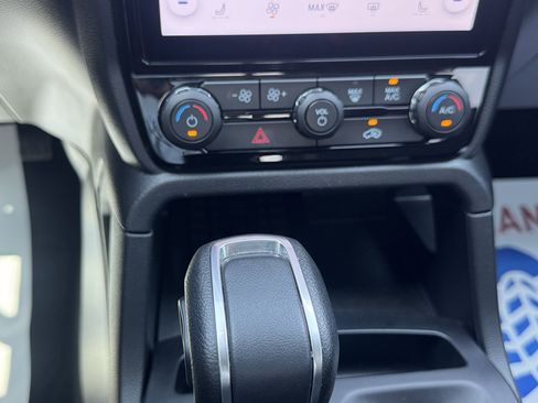 Used 2025 Ford Ranger XLT w/ Equipment Group 301A High AWD/4WD image 36