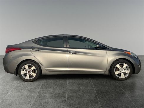 Used 2013 Hyundai Elantra GLS w/ Preferred Pkg FWD image 7