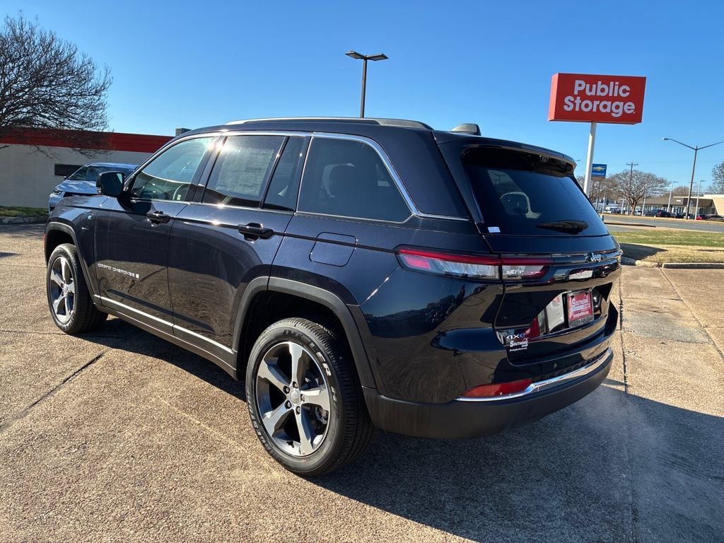 New 2024 Jeep Grand Cherokee Limited 4xe w/ Luxury Tech Group II AWD/4WD image 3