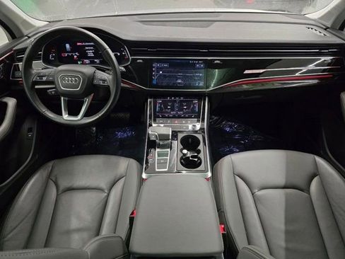 Used 2025 Audi Q7 3.0T Premium Plus image 36