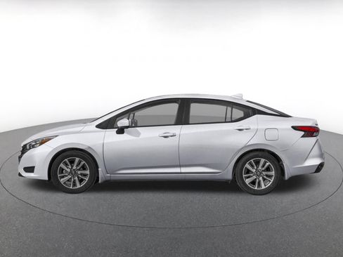 Used 2025 Nissan Versa SV FWD image 3