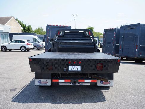 Used 2017 Ford F550 4x4 Crew Cab Super Duty image 8