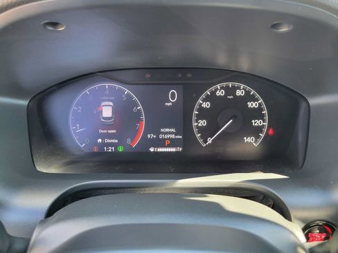 Used 2023 Honda HR-V LX image 24