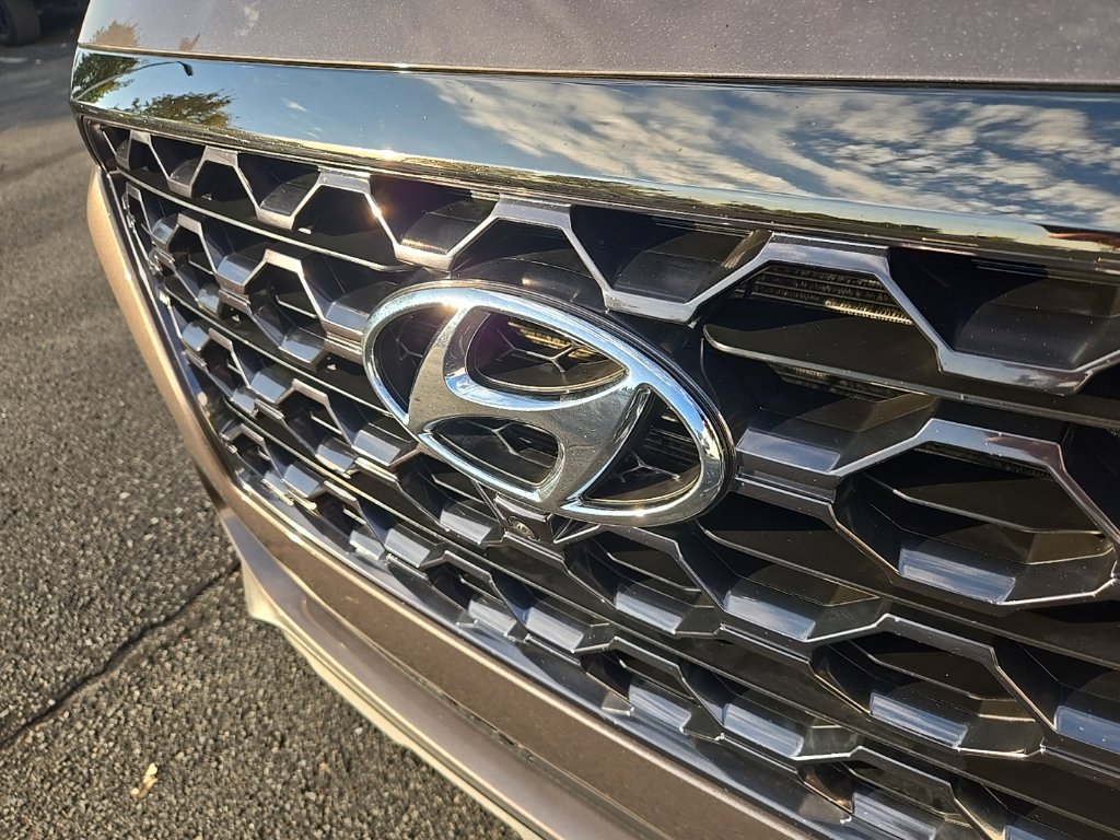 Used 2020 Hyundai Santa Fe Limited AWD/4WD image 22