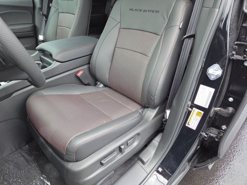 New 2026 Honda Ridgeline Black Edition image 23