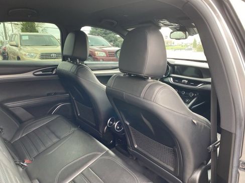 Used 2018 Alfa Romeo Stelvio Ti Sport image 23