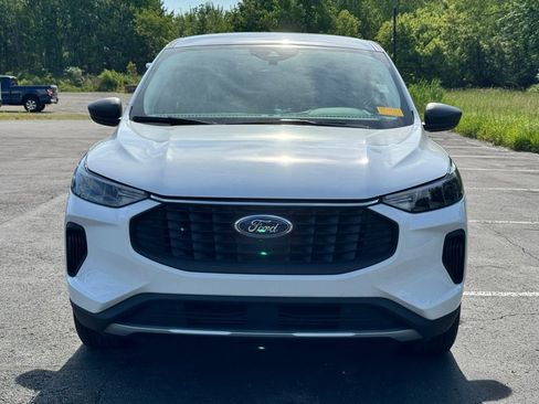 Used 2023 Ford Escape Active AWD/4WD image 2