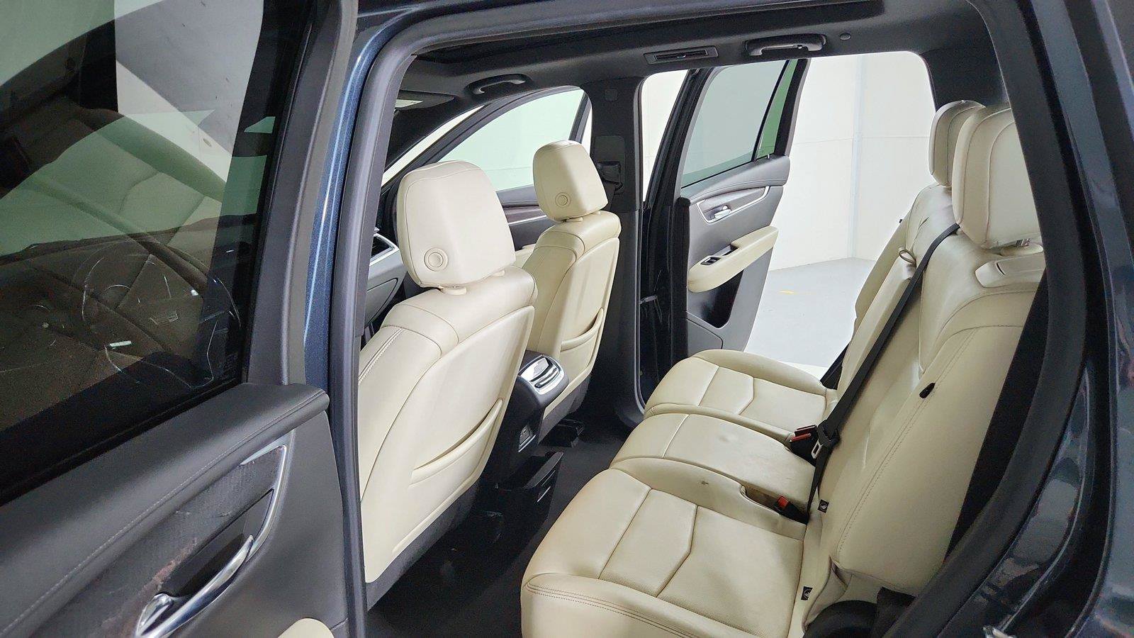 Used 2020 Cadillac XT6 Sport AWD/4WD image 26