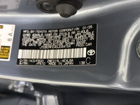 Used 2025 Toyota Corolla LE w/ Convenience Package FWD image 11