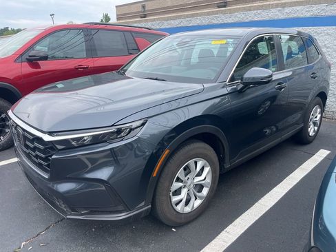 Used 2024 Honda CR-V LX image 2