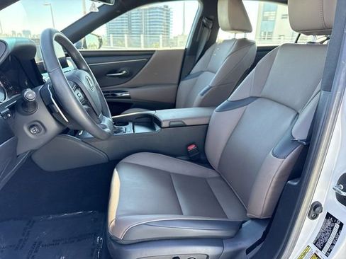 Certified 2023 Lexus ES 350 w/ Premium Package FWD image 11