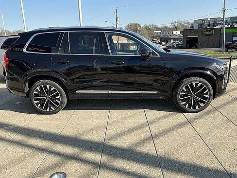 New 2026 Volvo XC90 B6 Ultra w/ Protection Package AWD/4WD image 7