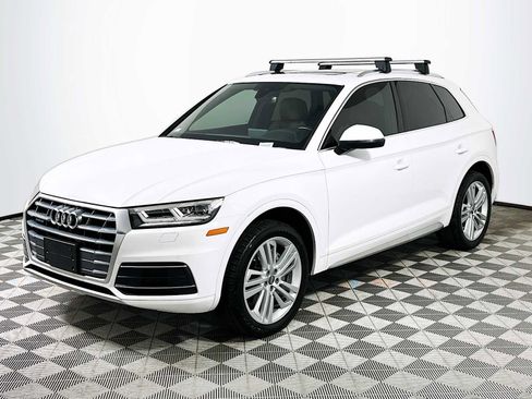 Used 2019 Audi Q5 2.0T Premium Plus w/ Premium Plus Package image 3