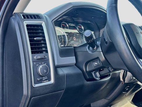 Used 2017 RAM 3500 Big Horn AWD/4WD image 10