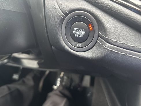 Used 2022 Dodge Durango GT image 30