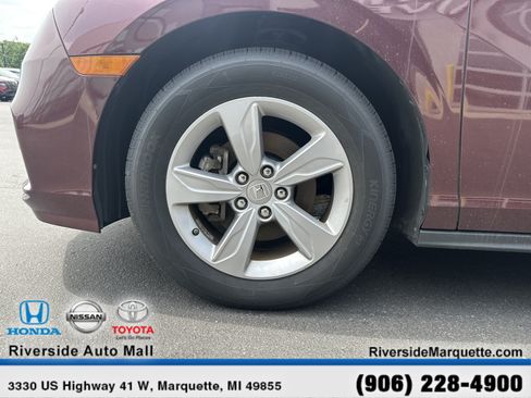 Used 2018 Honda Odyssey EX-L image 11