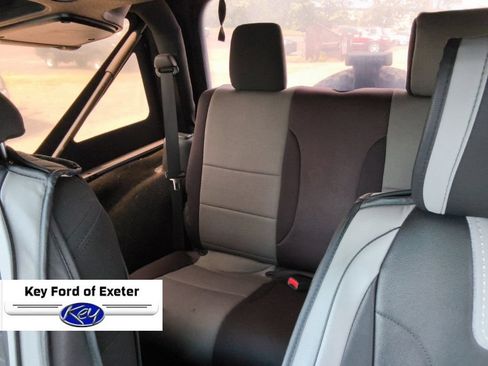 Used 2015 Jeep Wrangler Sport AWD/4WD image 17