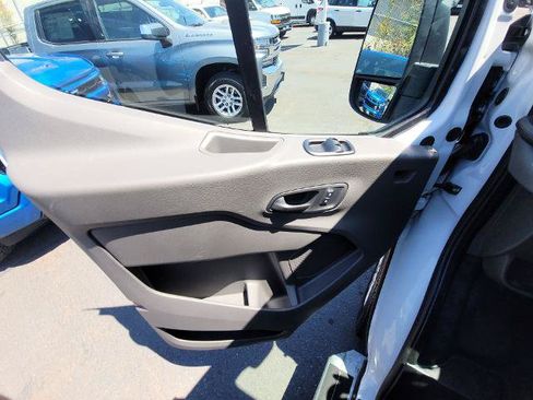 Used 2025 Ford Transit 250 Low Roof w/ Exterior Upgrade Package RWD image 19
