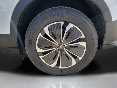 New 2025 Chevrolet Blazer EV LT image 11