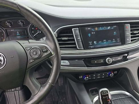 Used 2018 Buick Enclave Premium AWD/4WD image 16