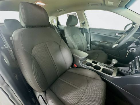 Used 2020 Kia Optima LX FWD image 43