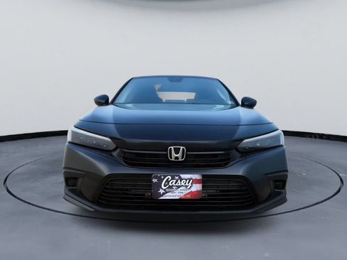 Used 2023 Honda Civic Sport image 3