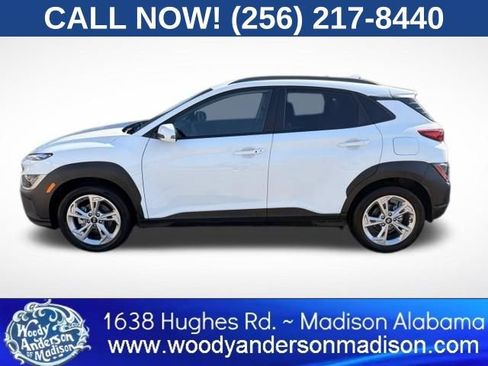 Used 2023 Hyundai Kona SEL FWD image 4