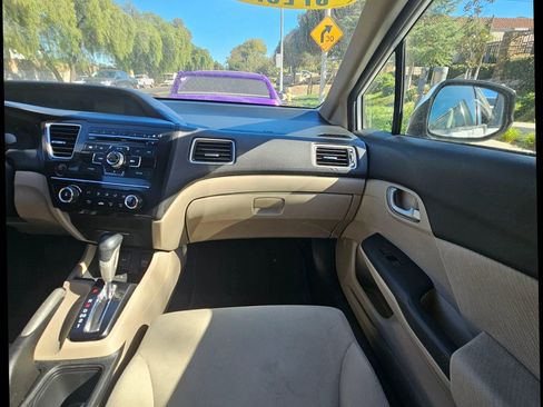 Used 2013 Honda Civic LX image 24