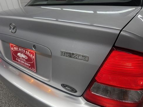 Used 2003 MAZDA Protege LX image 7