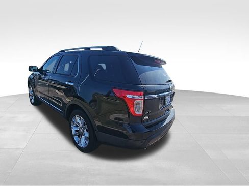 Used 2014 Ford Explorer XLT w/ Equipment Group 202A image 27