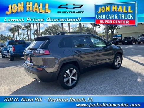 Used 2022 Jeep Cherokee Limited image 15