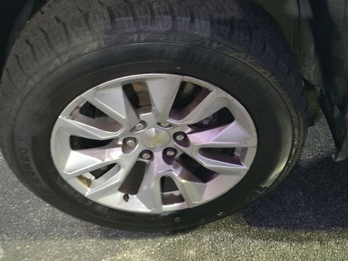 Used 2019 Chevrolet Silverado 1500 Custom w/ Custom Value Package image 6